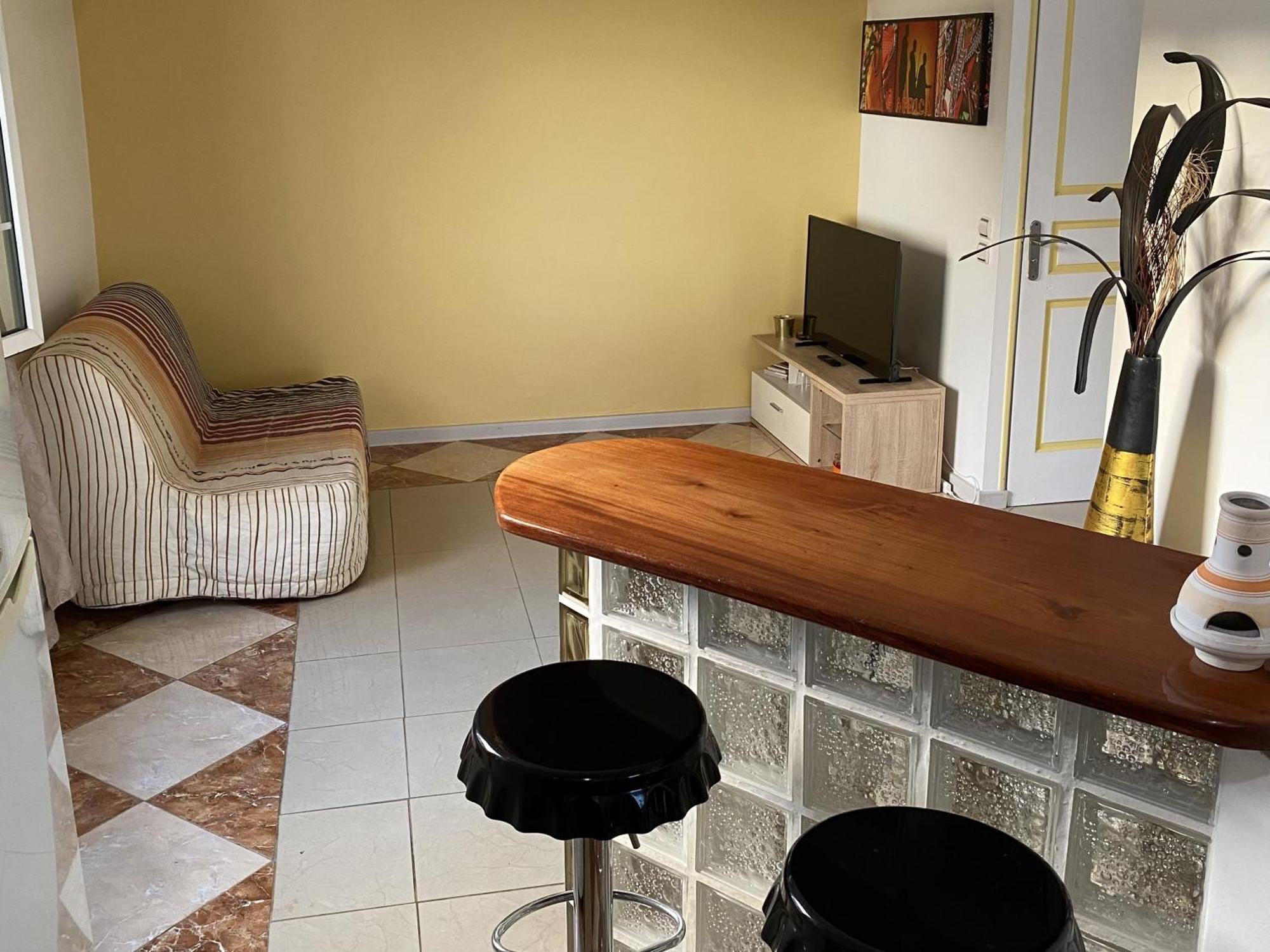 Appartement T2 - Vue Campagne Le Robert Luaran gambar