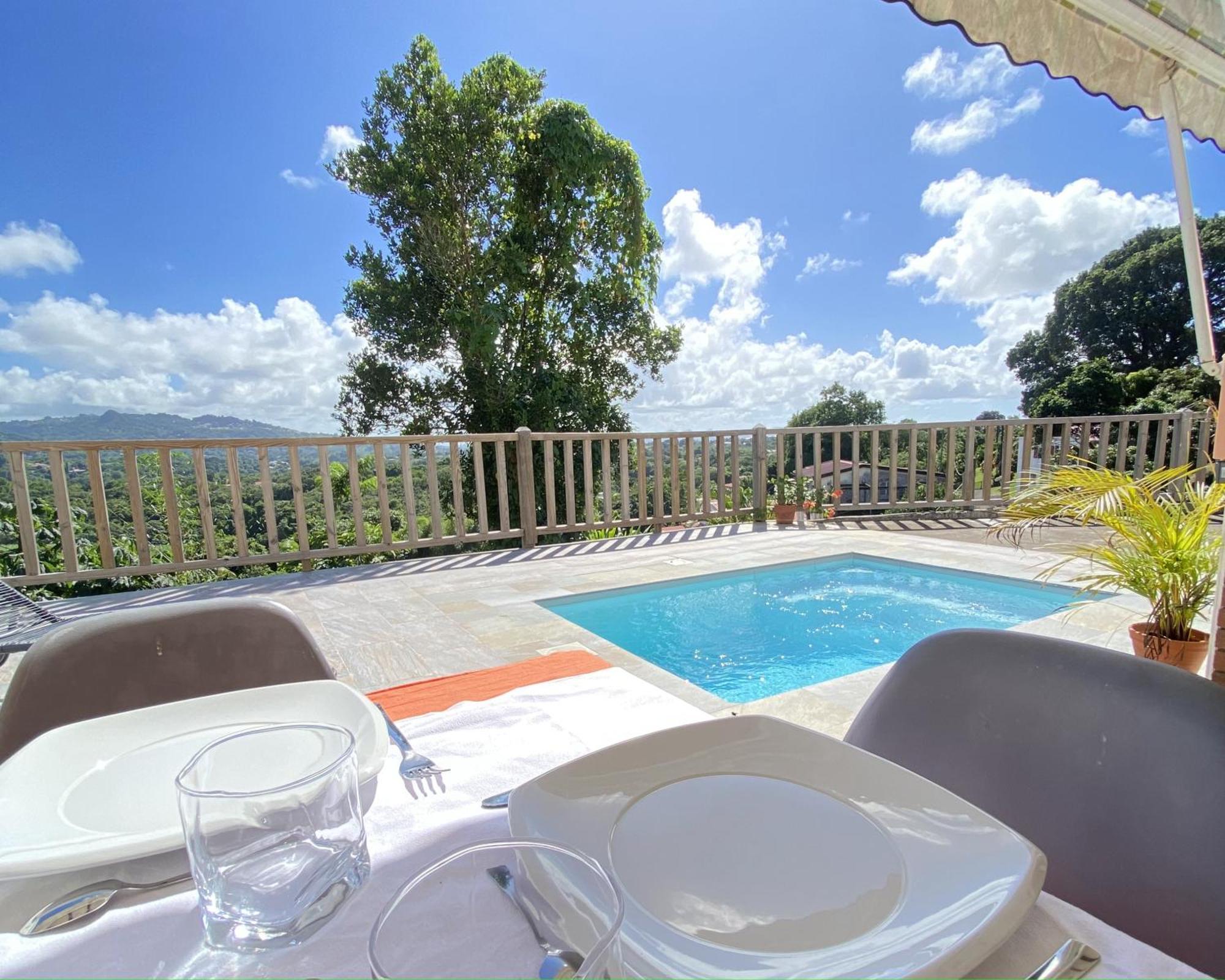 Appartement T2 - Vue Campagne Le Robert Luaran gambar